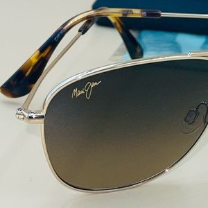 CLIFF HOUSE ~ NEW~ Maui Jim ~ Titanium/Polarized Aviator Sunglasses